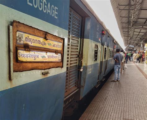 shalimar to trivandrum.